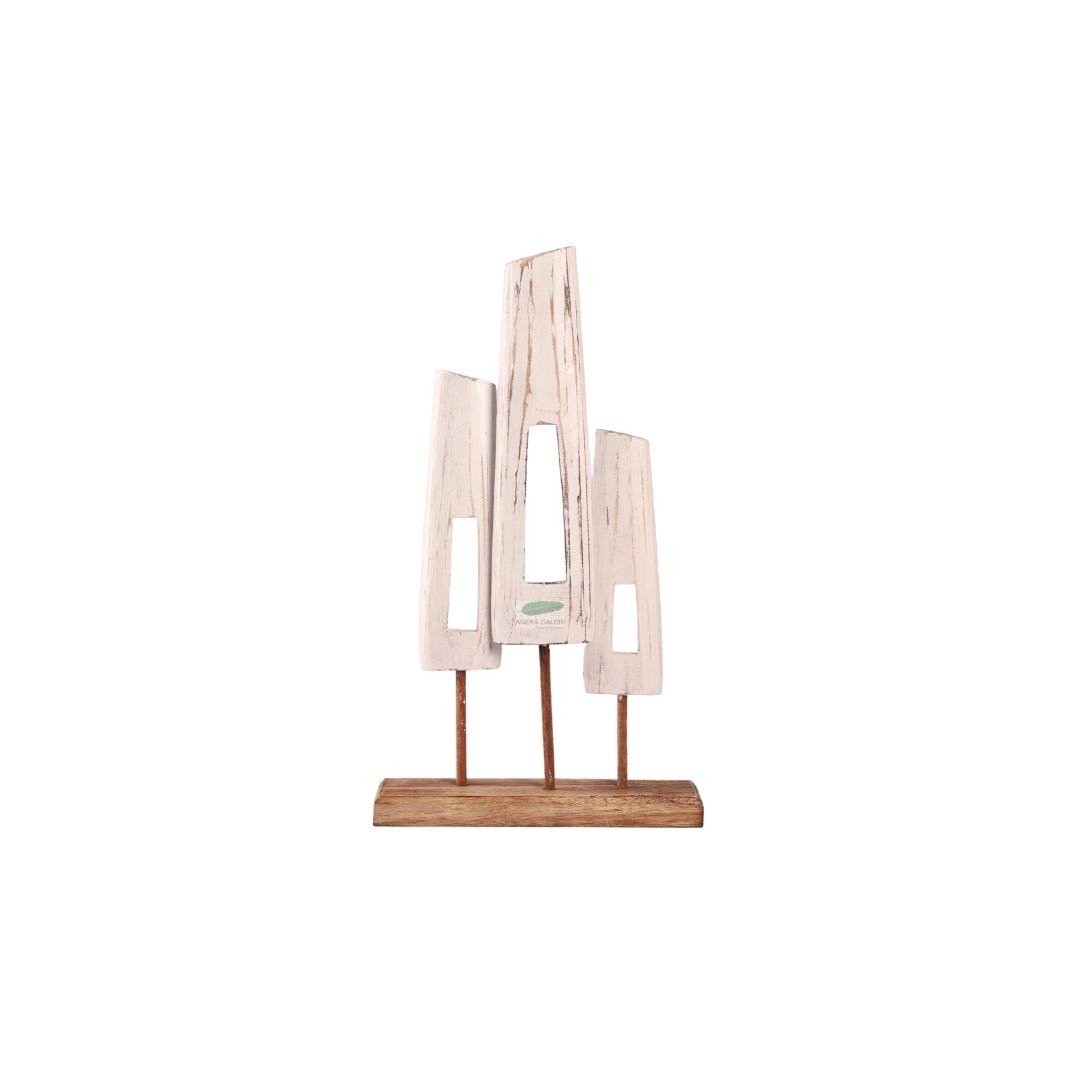 Modern statue 3 part
