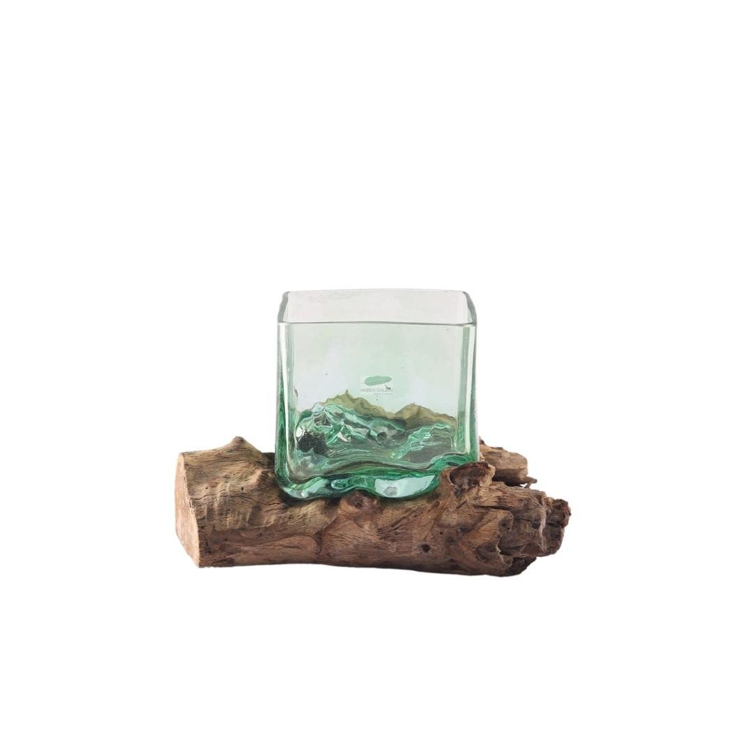 Root with square green glass S
