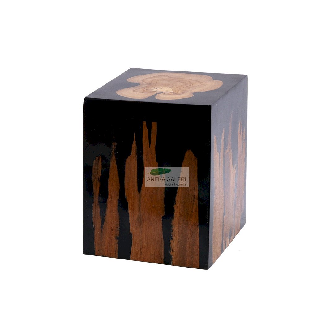 Stool W/Resin