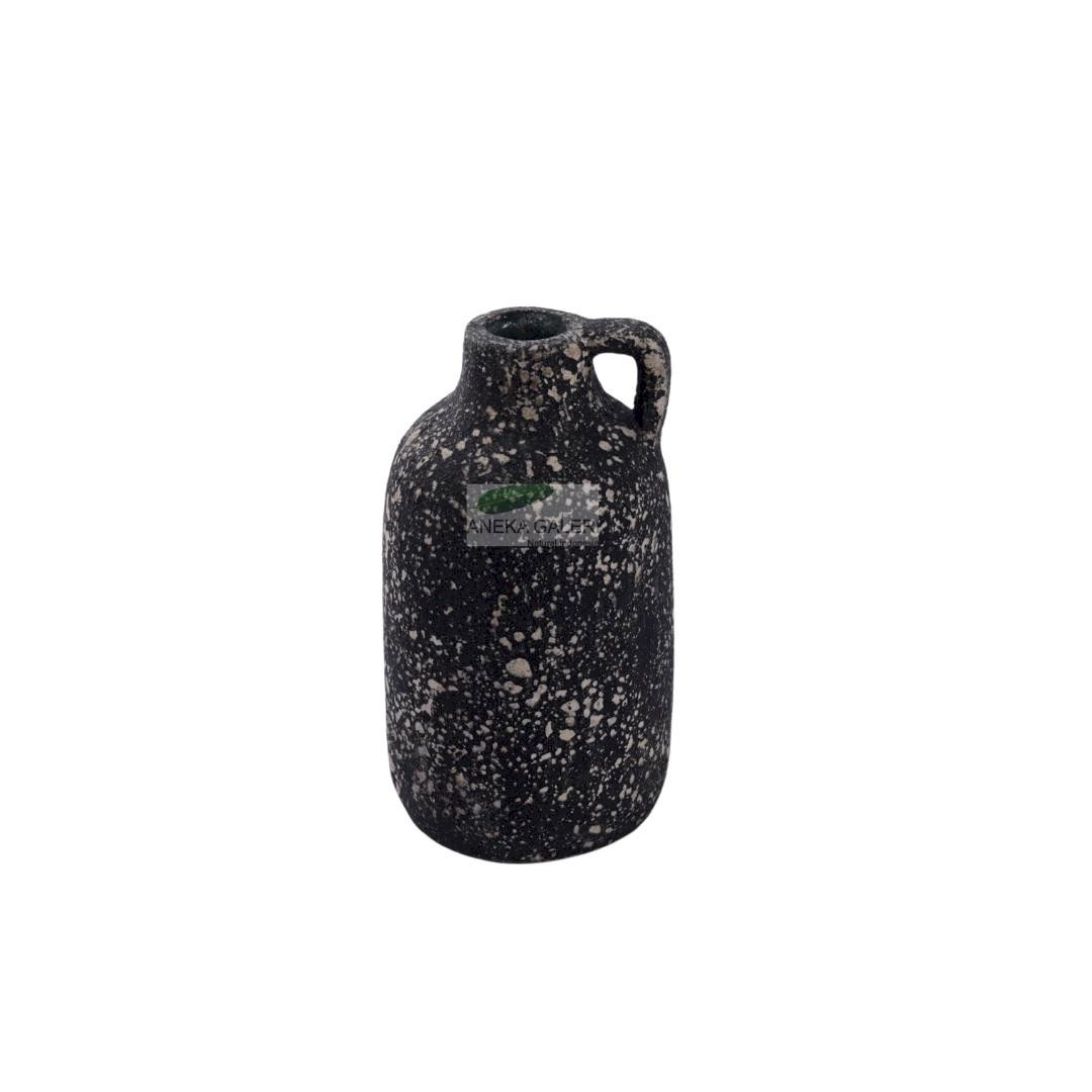 Vas terracota botol